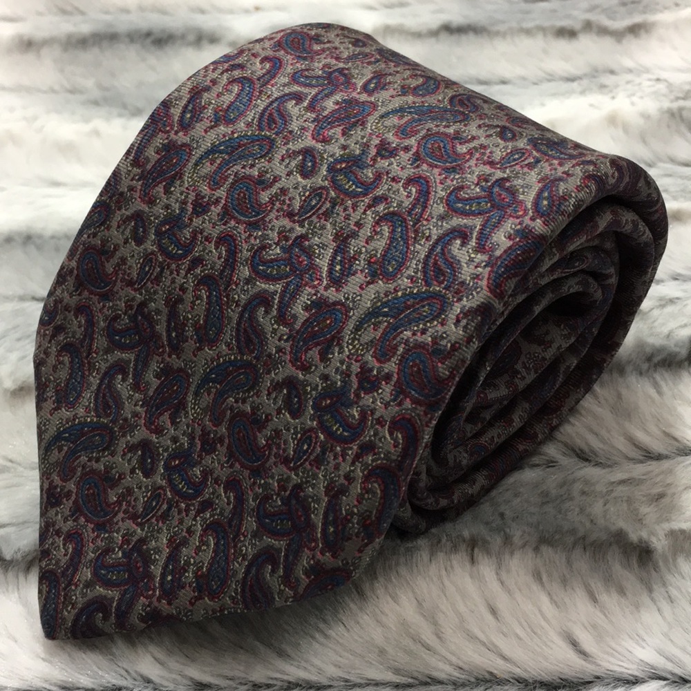 Vintage Oscar de la Renta paisley silk tie